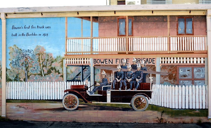 03aBowen (12).JPG - Bowen history in murals